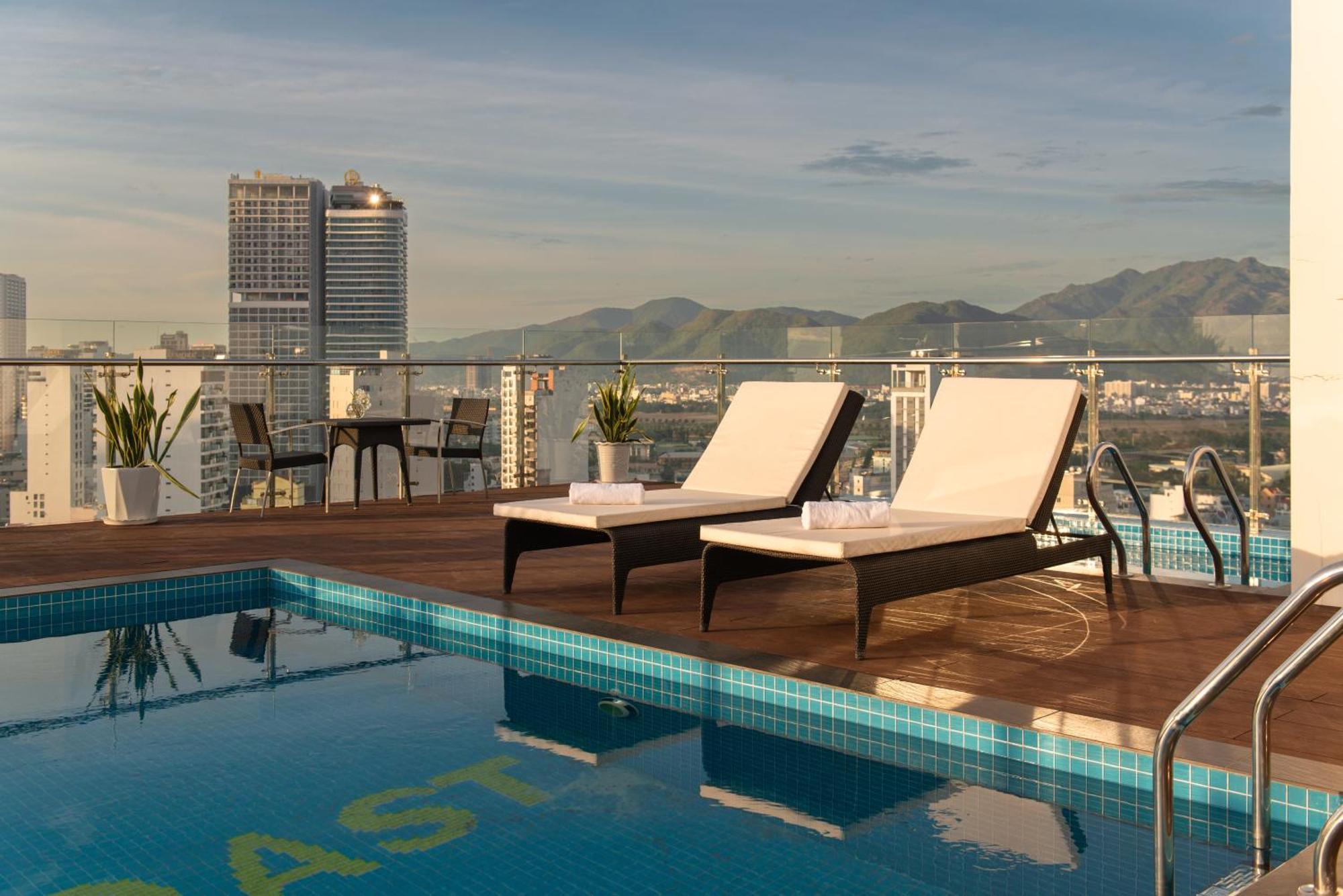 Goldcoast Hotel Nha Trang Kültér fotó