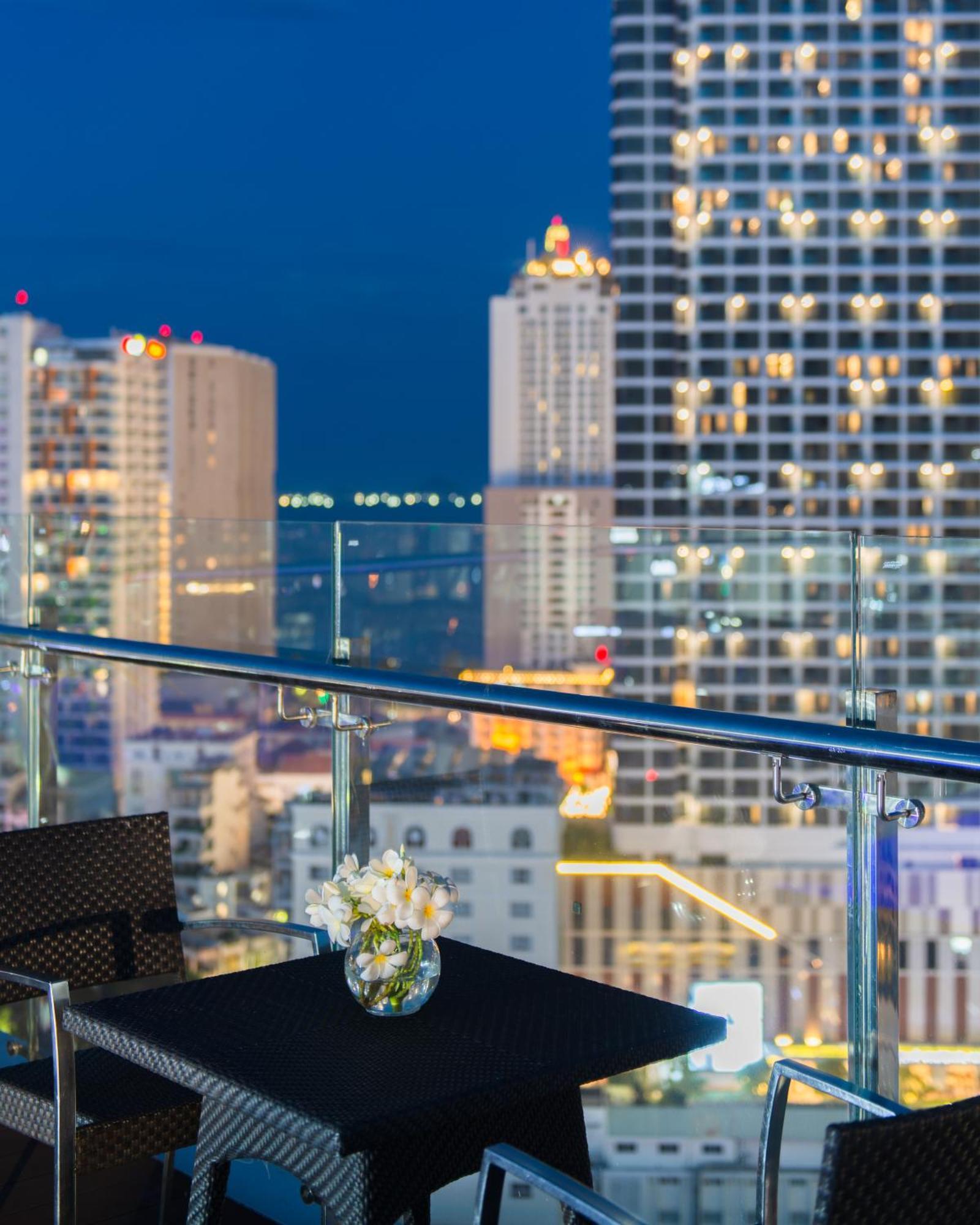 Goldcoast Hotel Nha Trang Kültér fotó