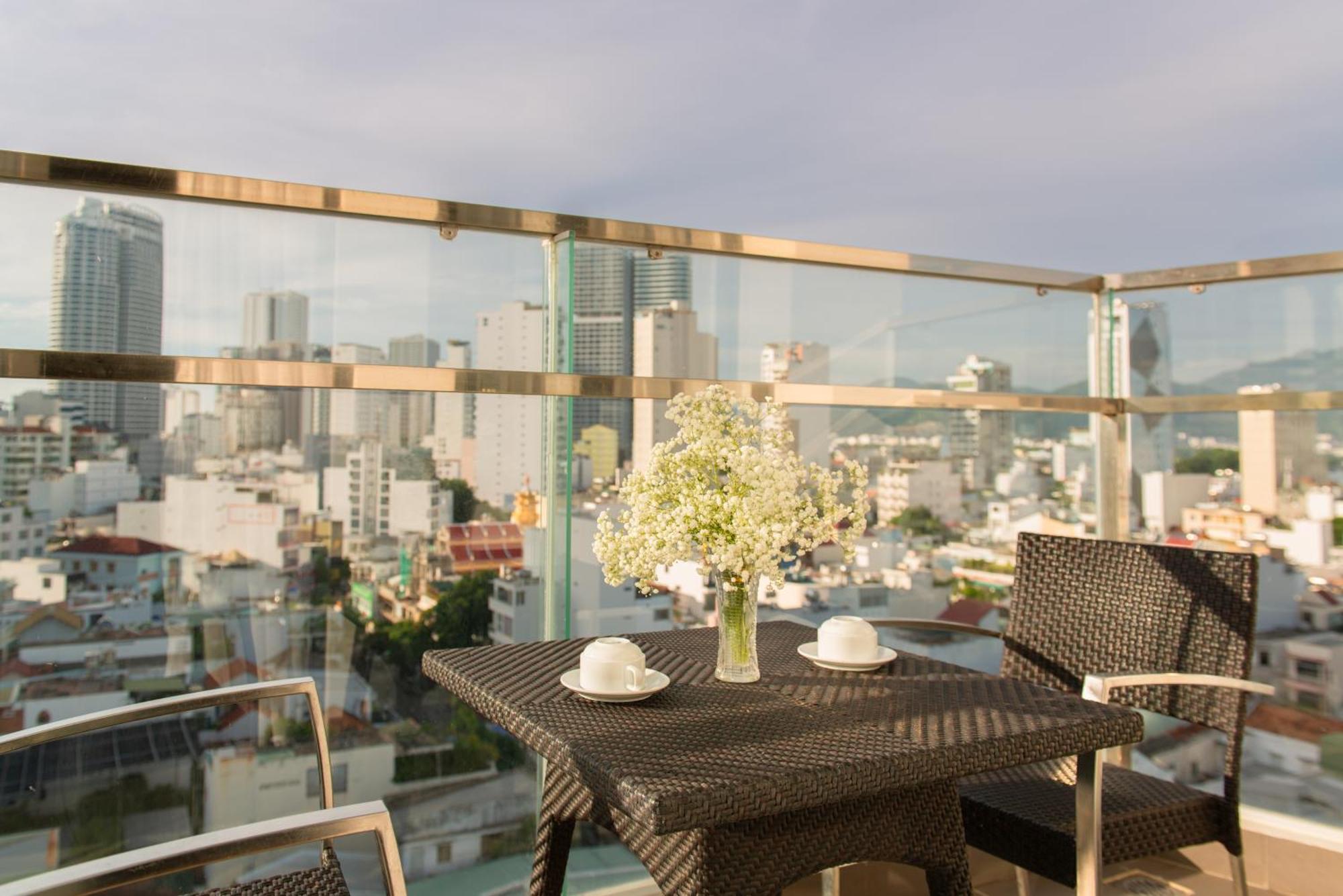 Goldcoast Hotel Nha Trang Kültér fotó